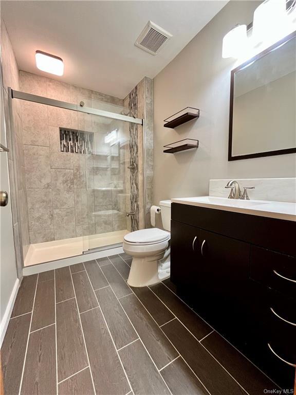 Building Photo - 40 Heritage Dr