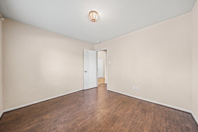 Building Photo - 13914 Juniper Bend Ln