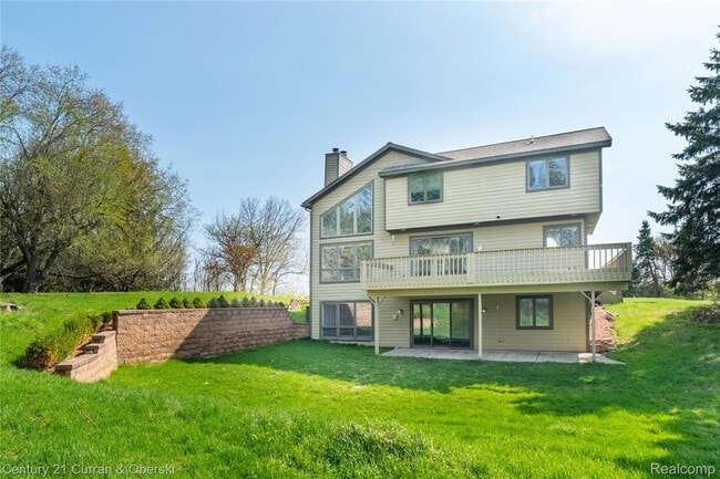 Building Photo - 1083 N Livernois Rd