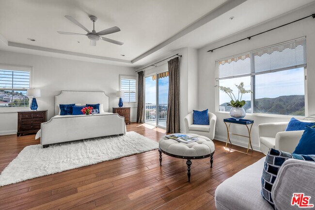 Building Photo - 16730 Calle De Catalina