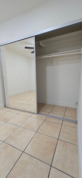 Building Photo - 13926 La Mirada Blvd