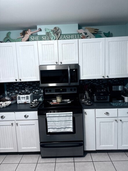 Building Photo - 224 Island Cove Ct