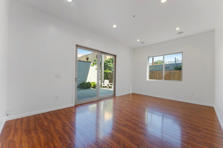 Building Photo - 6069 Horner St