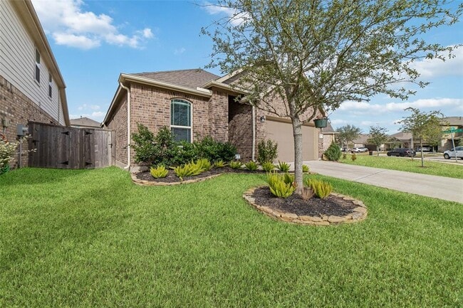 Building Photo - 8807 Harvest River Dr