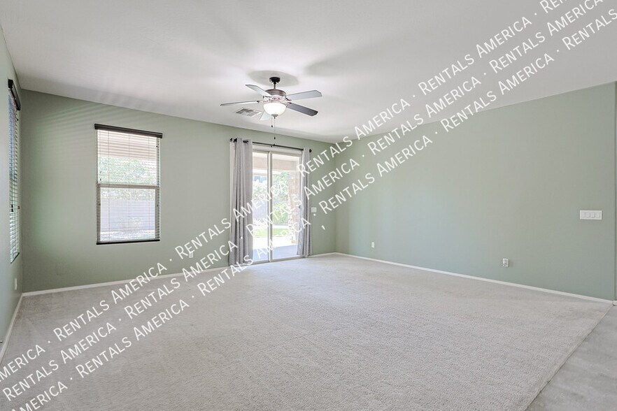 Building Photo - 15611 W Westview Dr