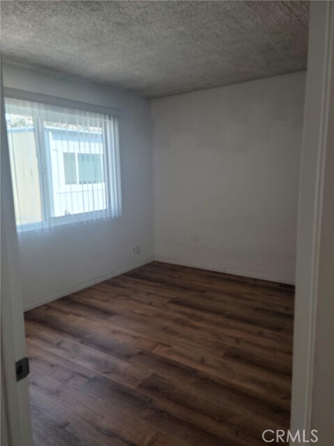 Building Photo - 470 S Los Robles Ave