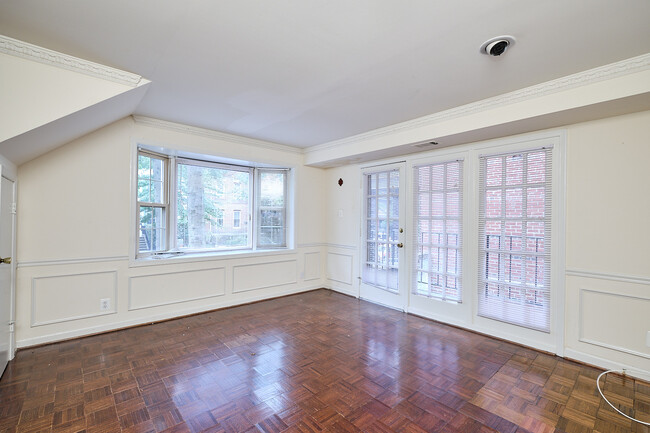 Building Photo - 1776 Lanier Pl NW