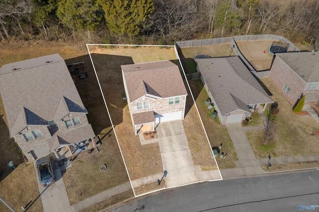 Building Photo - 313 Mertle Dr