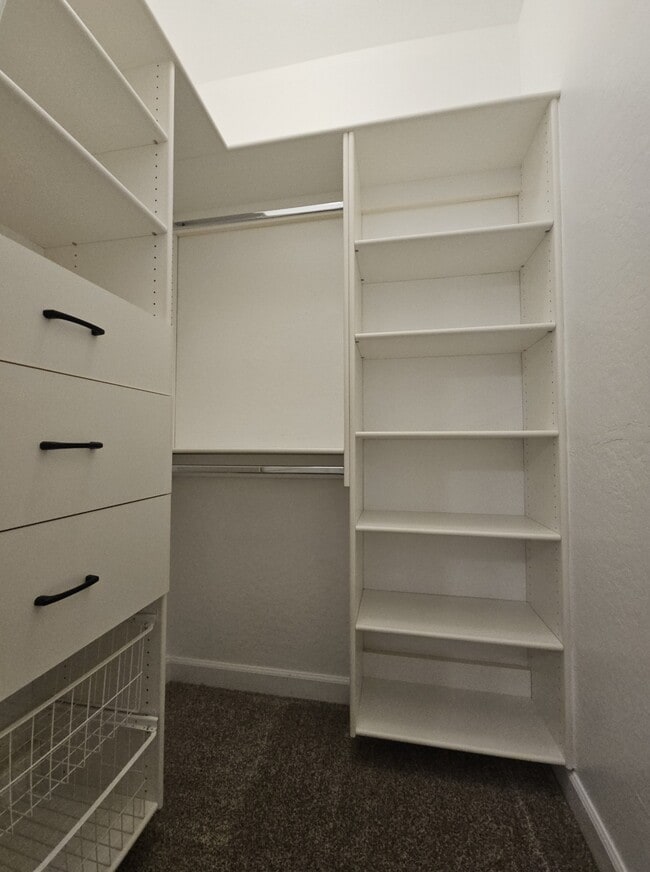 Building Photo - 1701 E Kramer St