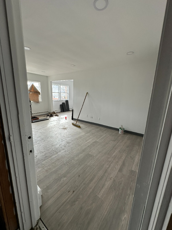 Building Photo - 1418 Roosevelt Rd
