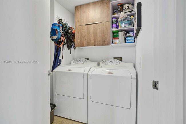 Building Photo - 21205 Yacht Club Dr