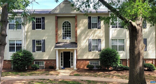 Primary Photo - 1356 Villa Way