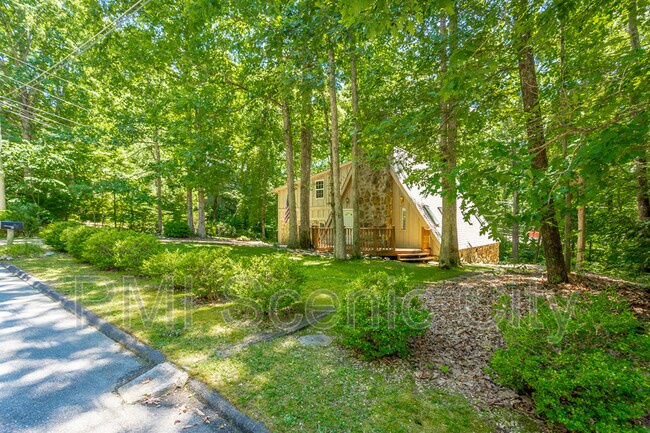 Building Photo - 1602 Rustic Homes Ln