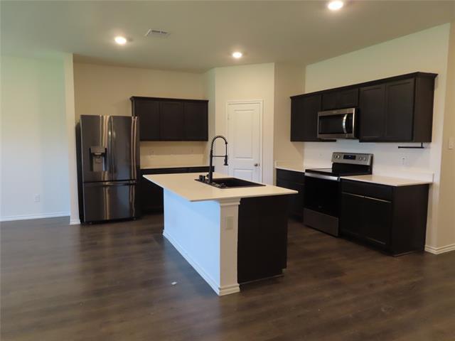 Building Photo - 3037 Zinnia St