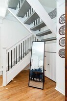 Building Photo - 48 Columbia St