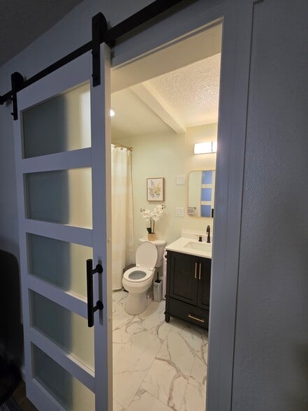 Master Bathroom - 12504 SE Stark St