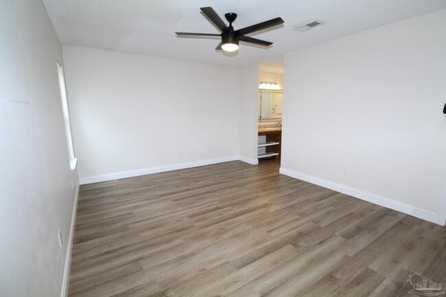 Building Photo - 7486 Northpointe Blvd