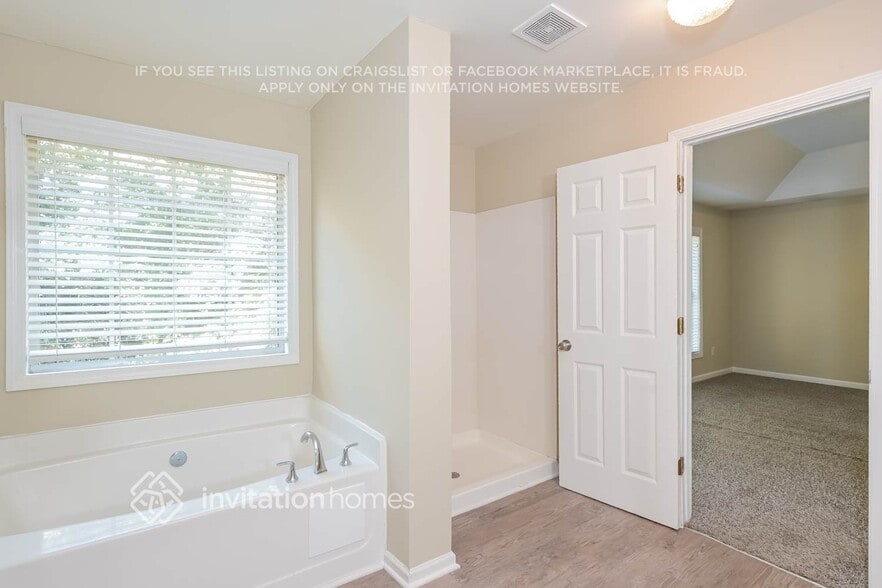 Building Photo - 150 Carleton Gold Trail
