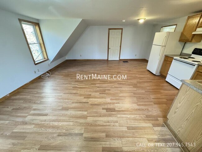 Building Photo - 101 Main Rd