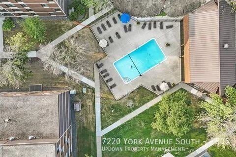 Building Photo - 7220 York Ave S