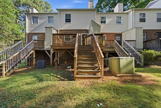 Building Photo - 6355 New Market Way