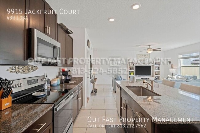 Building Photo - 9915 Jackfruit Ct