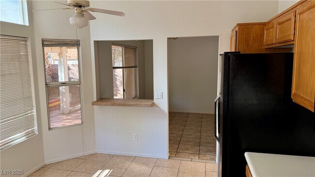 Building Photo - 6041 Spring Harvest Dr