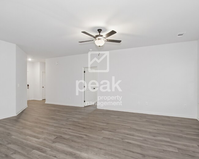 Building Photo - 5935 Spencer Terr.-