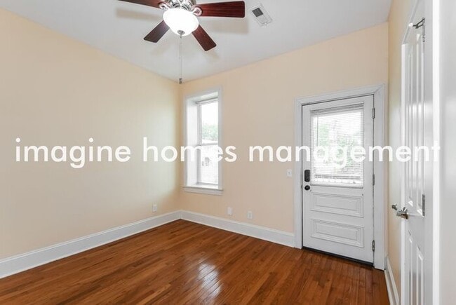 Building Photo - Pet-Friendly 2 Bedroom Apartment in St. Louis