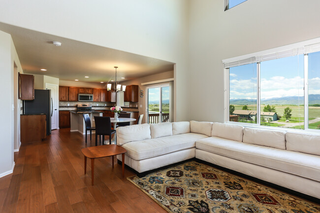 Living Room into Kitchen - 3453 Curlew Dr