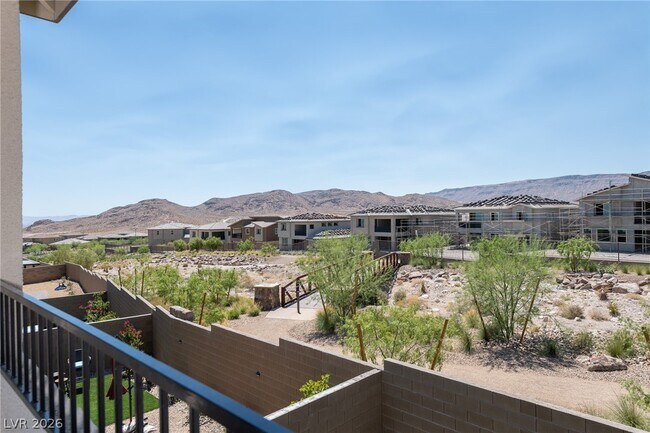 Building Photo - 747 Foreign Reef Wy