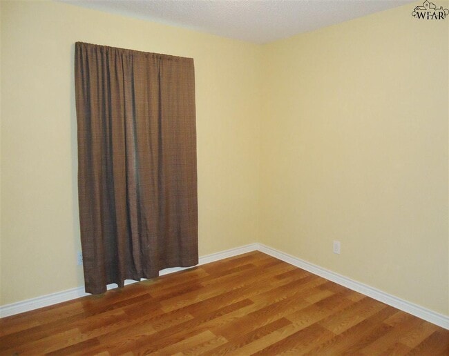 Building Photo - 6018 Van Dorn Dr