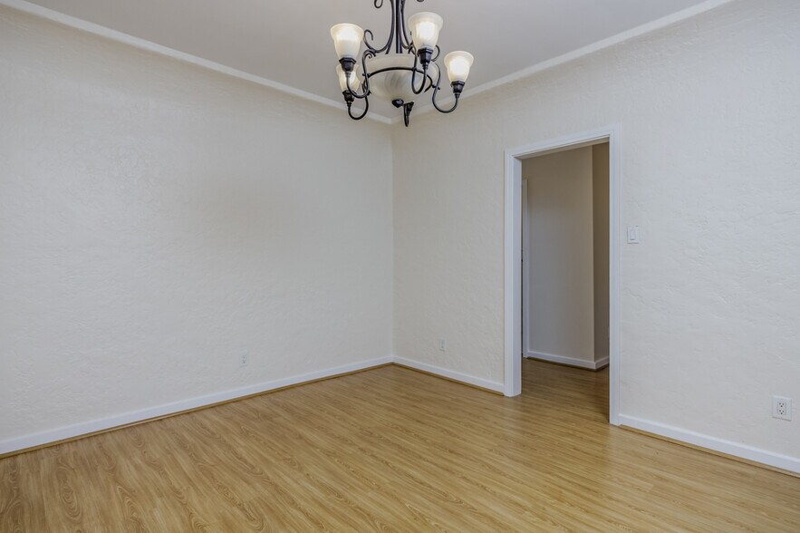 Building Photo - 1244 S Highland Ave