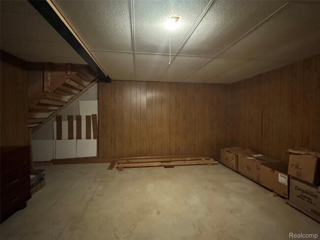 Building Photo - 40342 Riverbend Dr