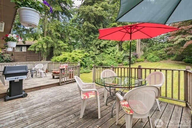 Building Photo - 3Bd/3.5Ba Bothell House