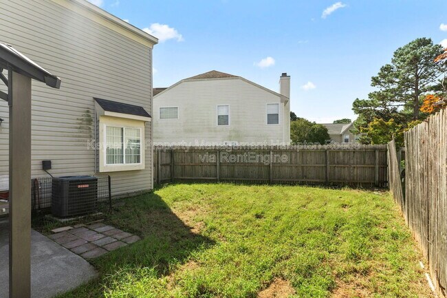 Building Photo - 312 Pebble Creek Dr