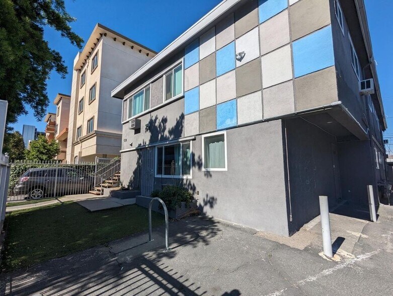 Building Photo - 1332 Gordon St