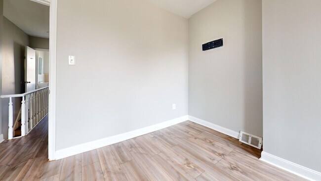 Building Photo - Big Two Bedroom House Near Germantown For ...