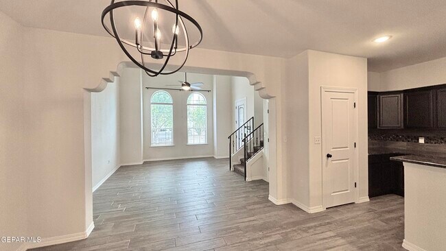 Building Photo - 6561 Hoop St
