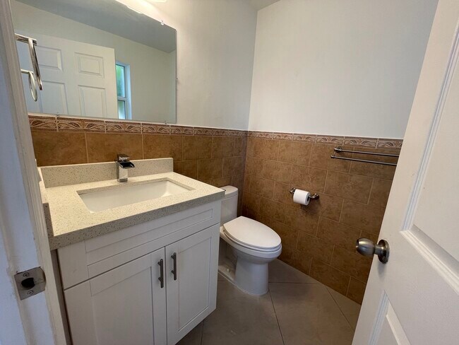 Building Photo - 13335 SW 144th Ter