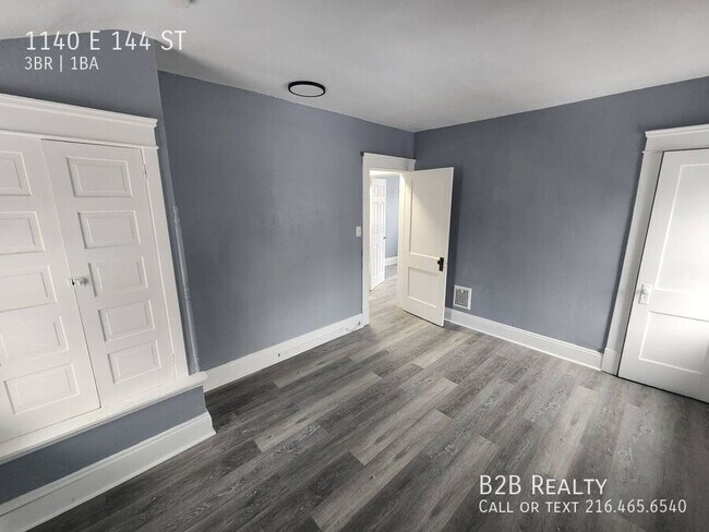 Building Photo - 1140 E 144th St