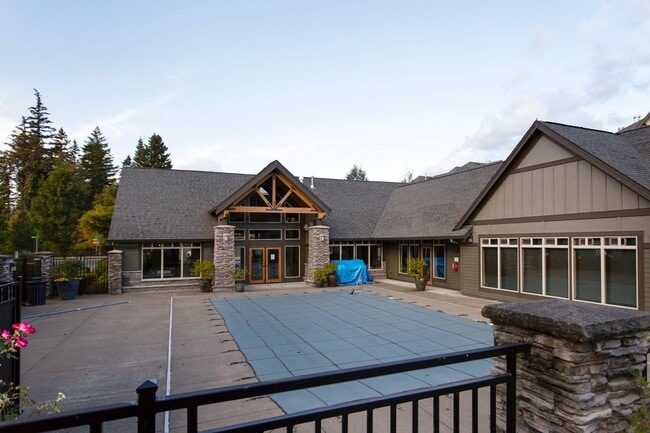 Building Photo - 2BD 2.5BA + Bonus Room Townhouse w/Garage + AC + Washer/Dryer Included