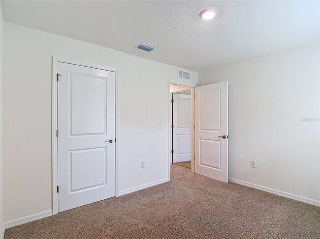 Building Photo - 31115 Silver Stage Dr