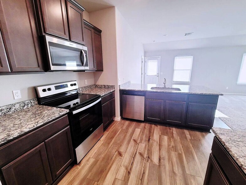 Building Photo - 1701 Crimson Lake Blvd