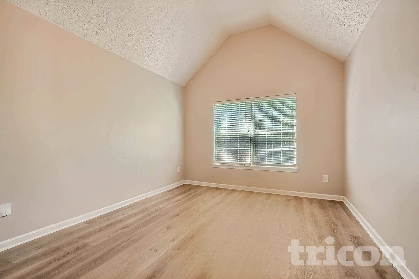 Building Photo - 800 Hannah Ct