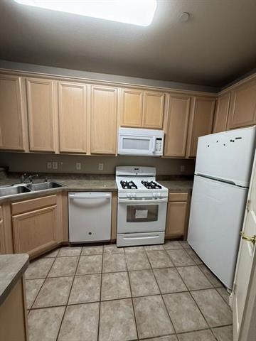 Building Photo - 8516 Forest Highlands Dr