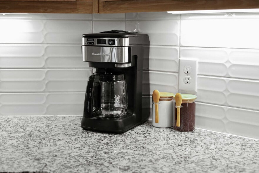 Building Photo - 13701 Montfort Dr