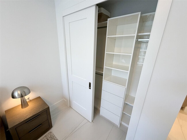 Building Photo - 151 N Seabreeze Blvd