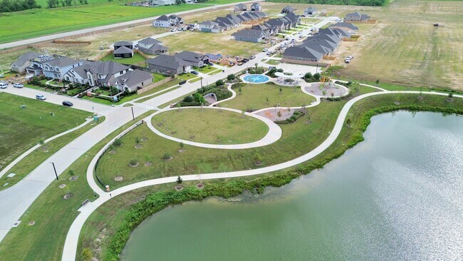 Building Photo - 1507 Windrose Bnd