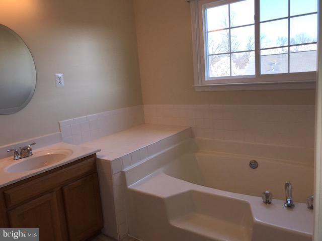 Building Photo - 103 Stoney Brook Ct